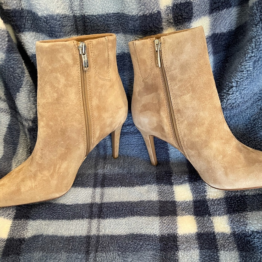 ❌SOLD❌ New STEVEN New York boots! - Picture 3 of 5